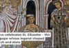 A mosaic of St. Silvester baptizing Emperor Constantine, from the Basilica Santi Quattro Coronati in Rome. Peter1936F/Wikimedia Commons, CC BY-SA